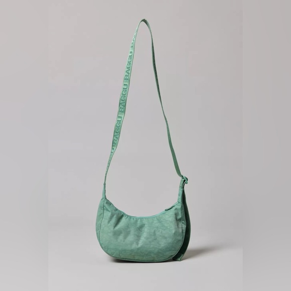 BAGGU Handbags - BAGGU Small Crescent- Seafoam - UO Exclusive Aqua Monochrome Strap